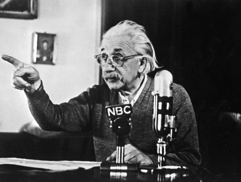 einstein pressconference1950