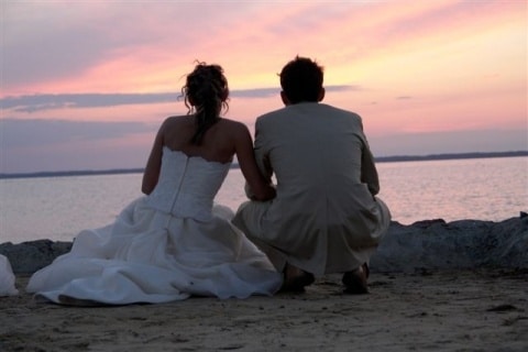 655937 Sunset Couple